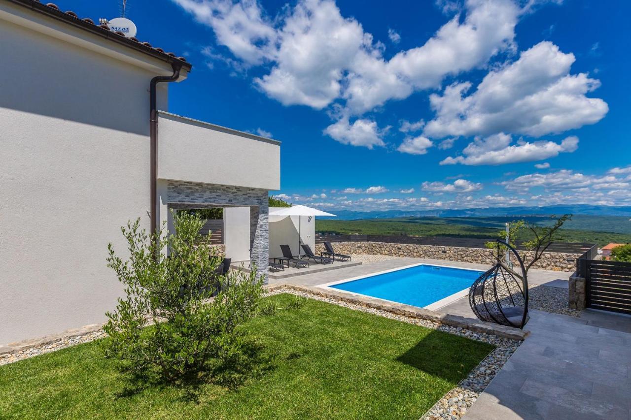Holiday House San Michele Vrh  Exteriör bild